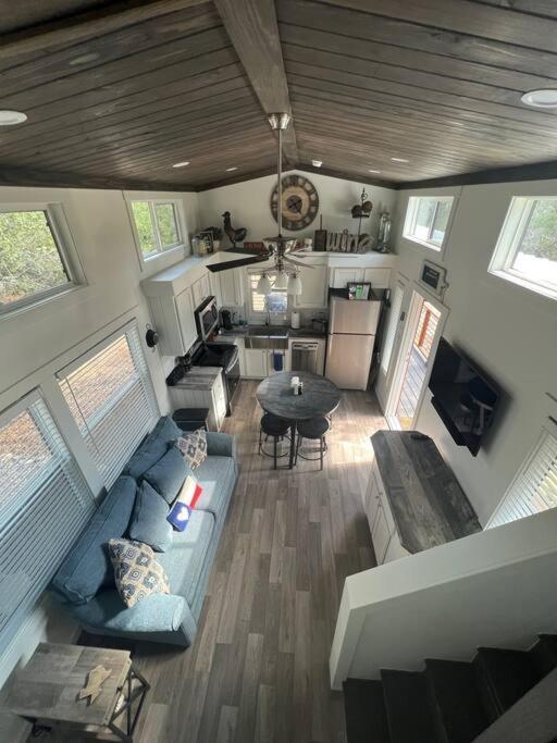 Fox Hollow - Tiny Home With Cypress Creek Access, Park Like Setting Wimberley Luaran gambar